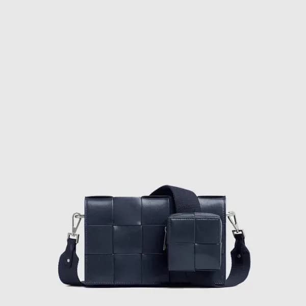 보테가 베네타 남성 카세트 백 - Bottega veneta Mens Cassette Ba… 이미지 1/3