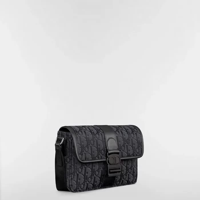 디올 남성 트렉 플랩 크로스 백 - Dior Mens Trek Flap Crossbody … 이미지 4/15