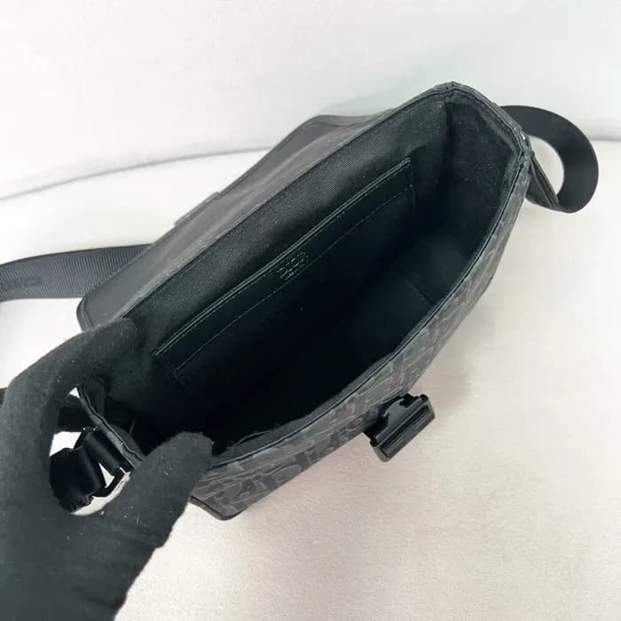 디올 남성 트렉 플랩 크로스 백 - Dior Mens Trek Flap Crossbody … 이미지 14/15