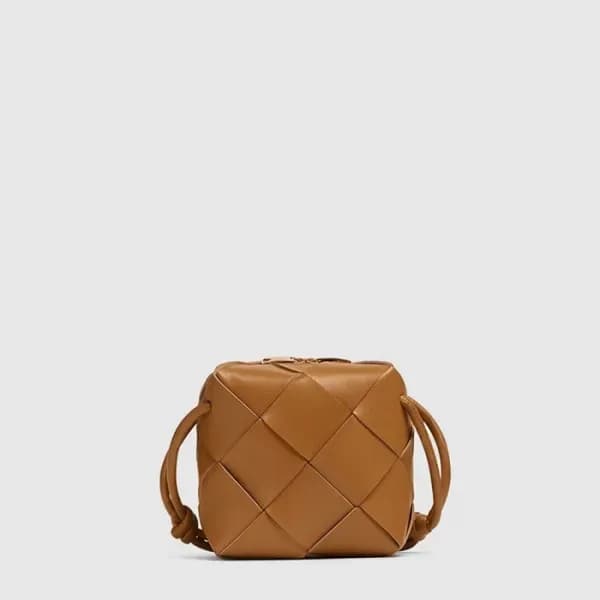 보테가 베네타 여성 미니 카세트백 - Bottaga veneta Womens Cassett… 이미지 1/2