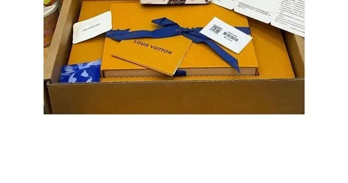 루이비통 남성 패스포트 커버 모노그램 듄 M29464 - Louis vuitton Mens Passport Cover Monogram Dune - lvw1120x 이미지 4/4