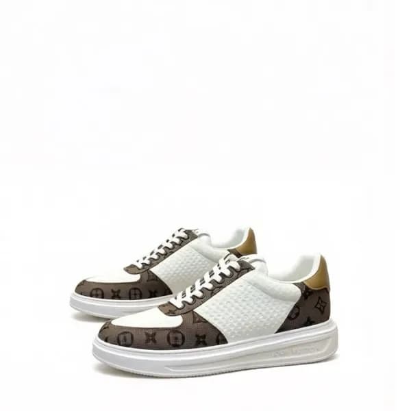 루이비통 남성 리볼리 스니커즈 - Louis vuitton Mens Rivoli Sneak… 이미지 1/12
